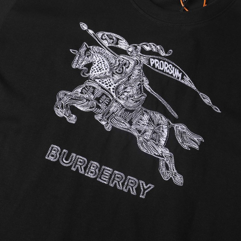 Replik BURBERRY Kleidung 01RA750