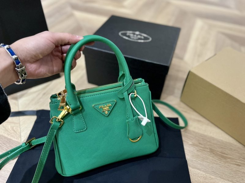 ReplicaDesignerBags 05YA16997