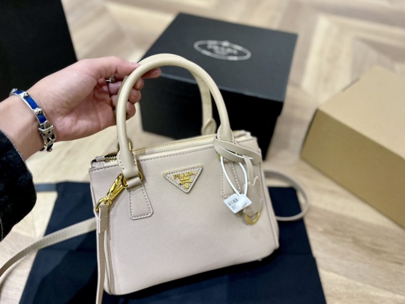 ReplicaDesignerBags 05YA16997
