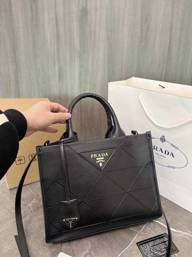 ReplicaDesignerBags 05YA17010
