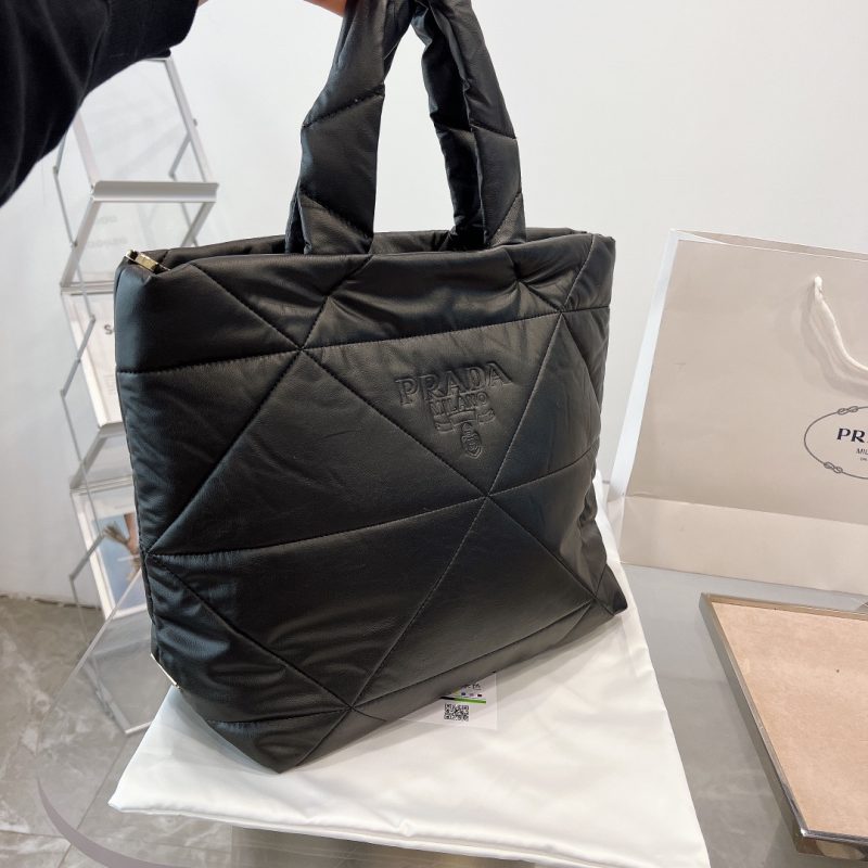 ReplicaDesignerBags 05YA17040