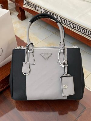 ReplicaDesignerBags 05YA17050