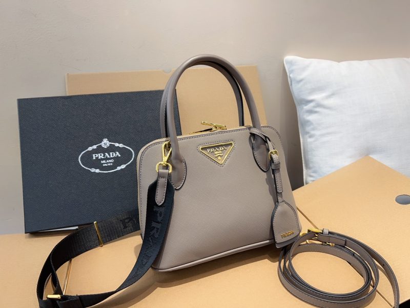 ReplicaDesignerBags 05YA17080