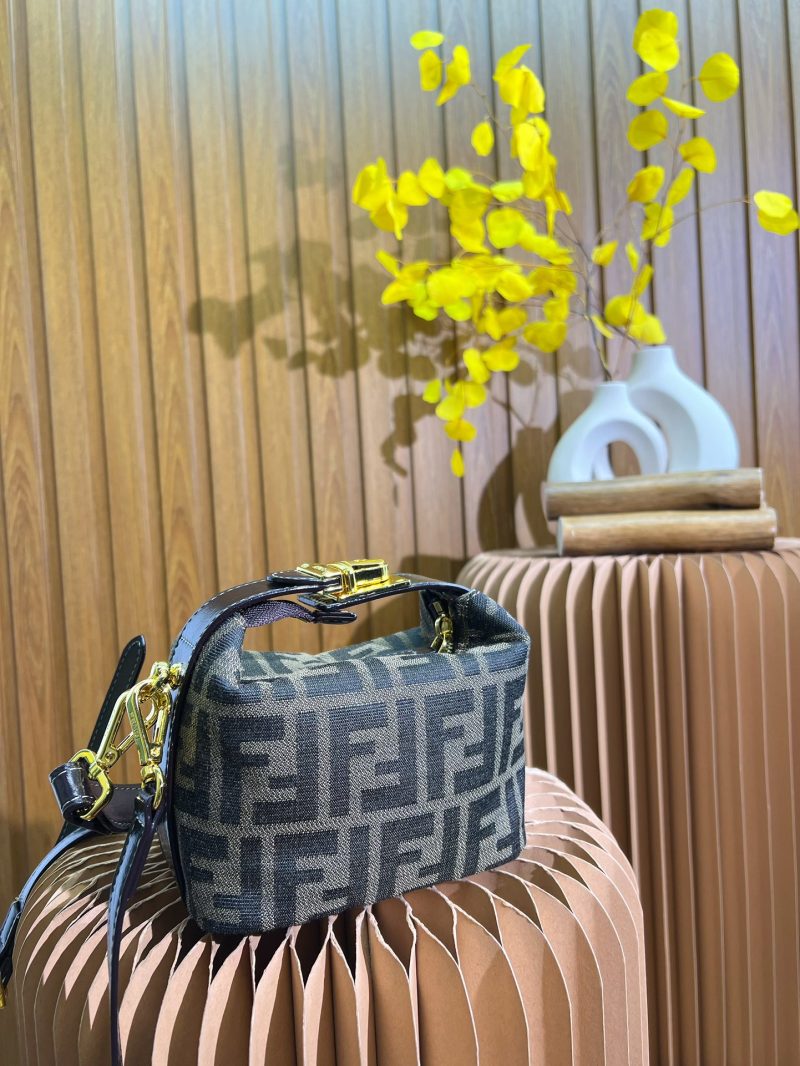 ReplicaDesignerBags 09YA5607