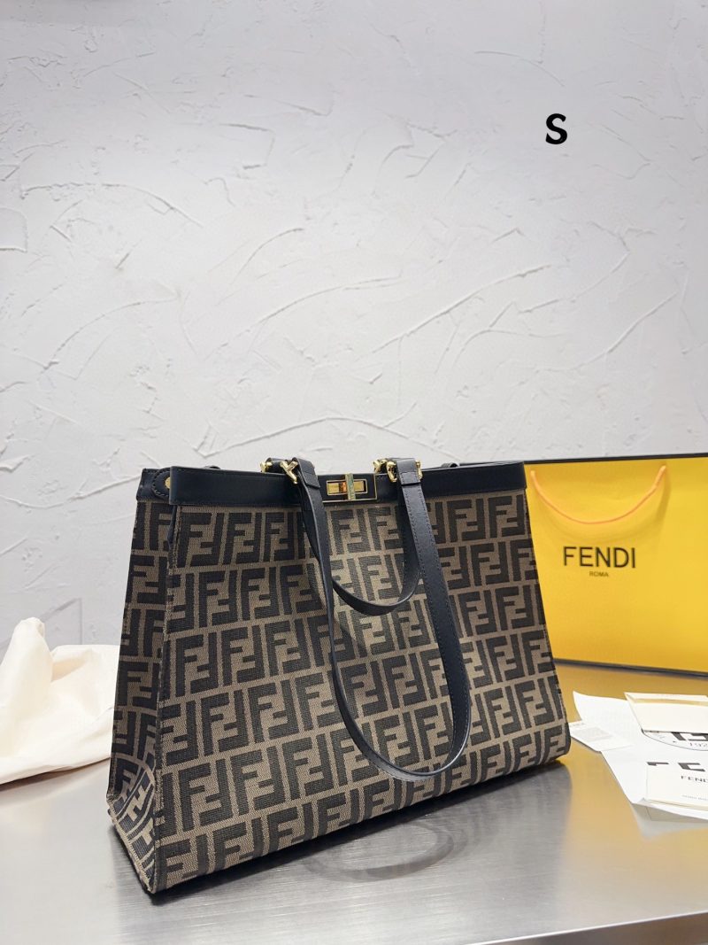 ReplicaDesignerBags 09YA5616