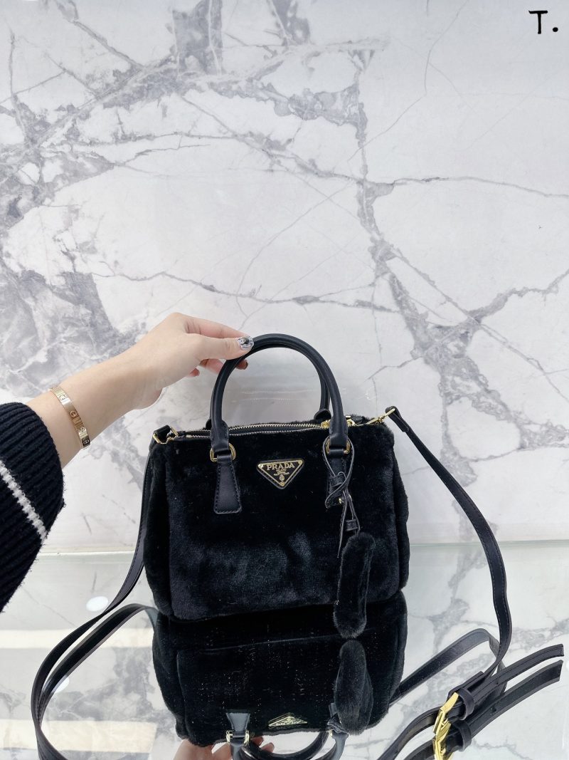 ReplicaDesignerBags 05YA17167