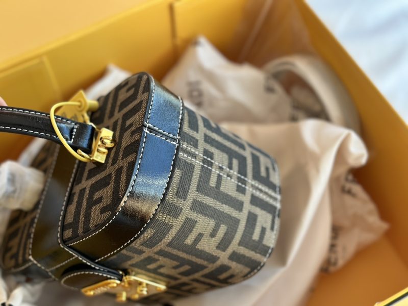 ReplicaDesignerBags 09YA5634
