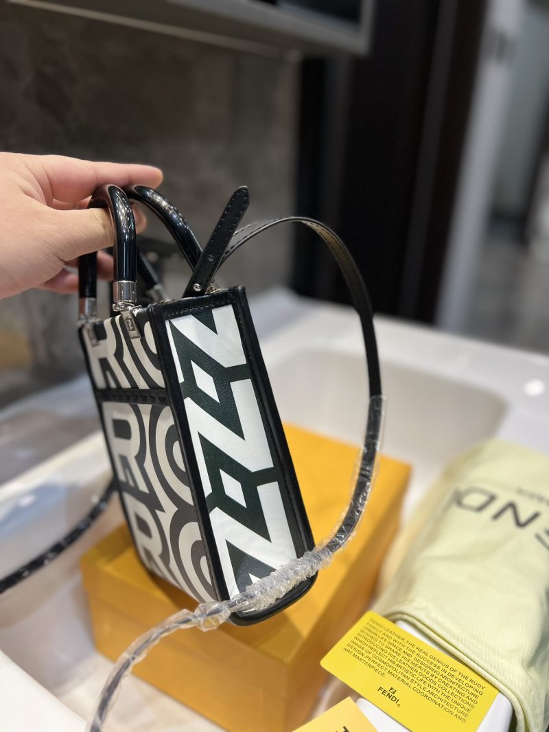 ReplicaDesignerBags 09YA5645