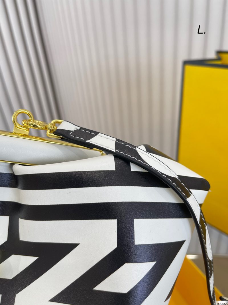 ReplicaDesignerBags 09YA5747