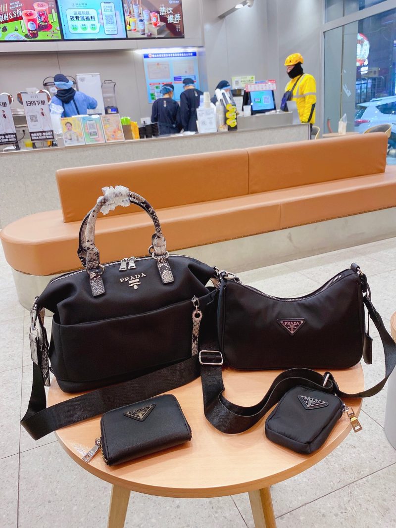 ReplicaDesignerBags 05YA17212