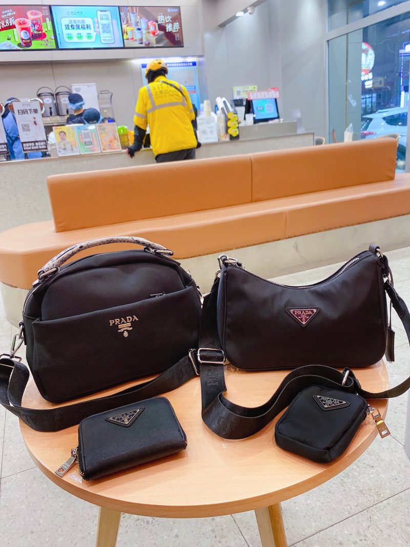 ReplicaDesignerBags 05YA17212