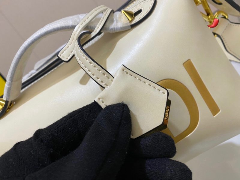 ReplicaDesignerBags 09YA5806
