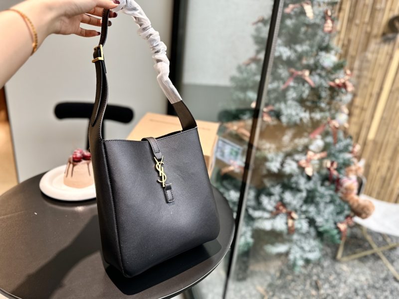 ReplicaDesignerBags 05YA1603