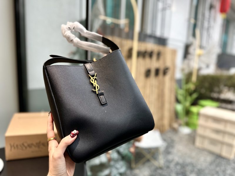 ReplicaDesignerBags 05YA1603