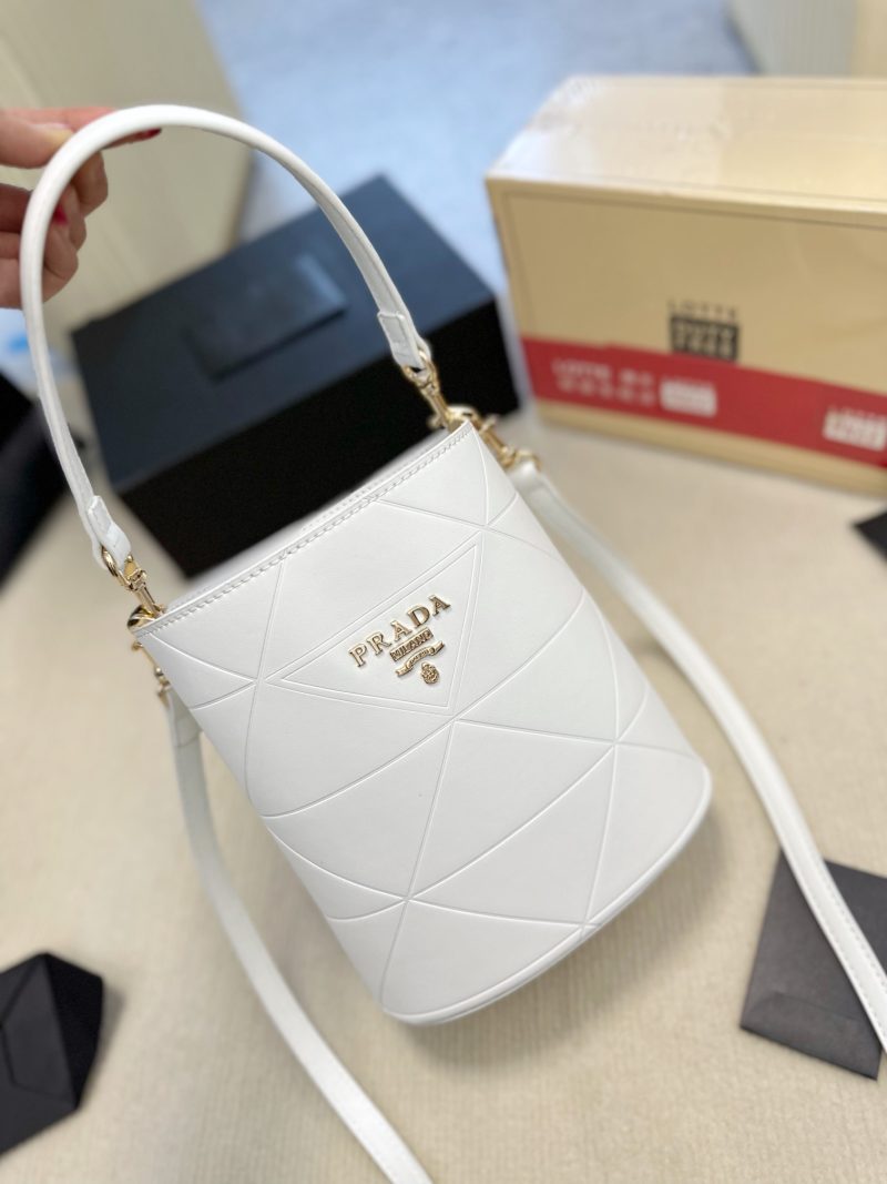 ReplicaDesignerBags 05YA17380