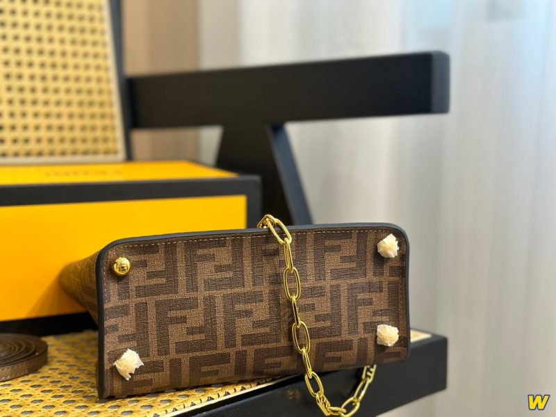 ReplicaDesignerBags 09YA6002