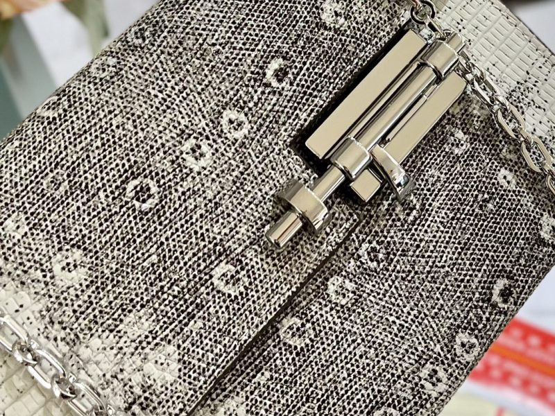 ReplicaDesignerBags 04YA1537