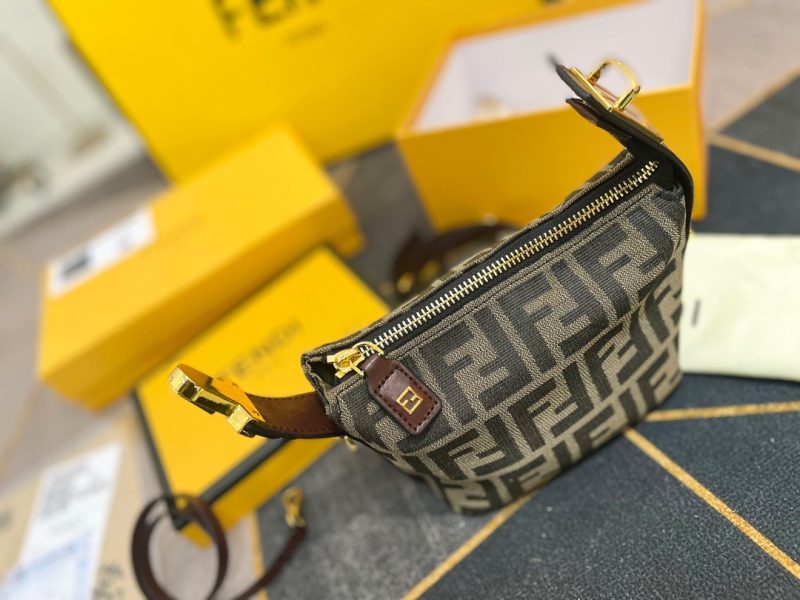 ReplicaDesignerBags 09YA6021