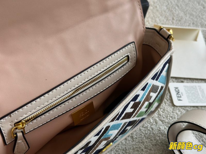 ReplicaDesignerBags 09YA6093