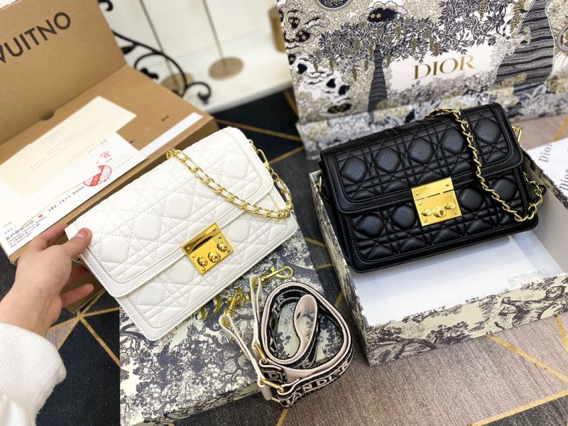 ReplicaDesignerBags 10YA1550