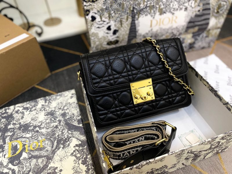 ReplicaDesignerBags 10YA1550
