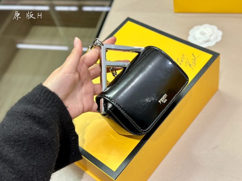 ReplicaDesignerBags 09YA4909