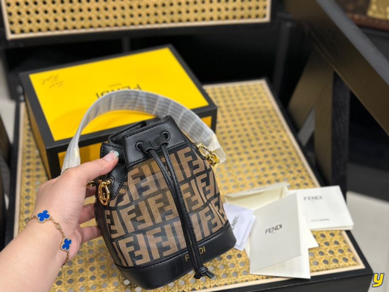 ReplicaDesignerBags 09YA6284
