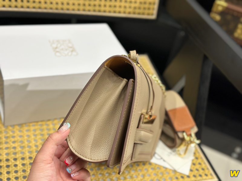 ReplicaDesignerBags 08YA8437