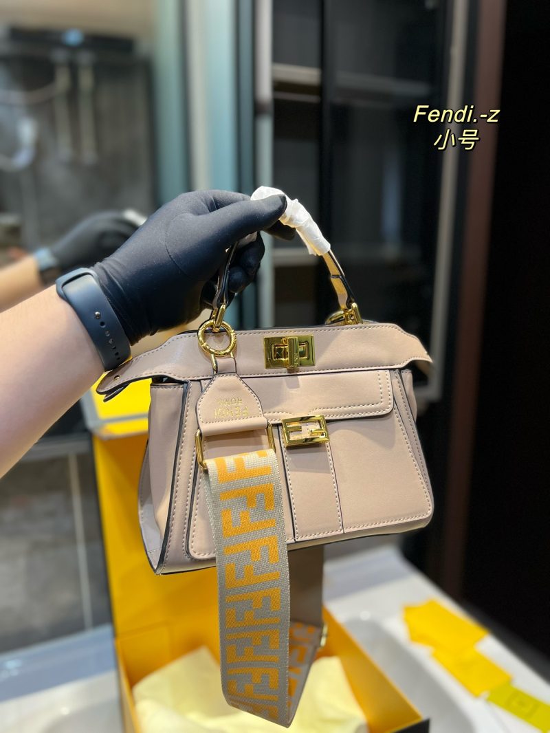 ReplicaDesignerBags 09YA6302