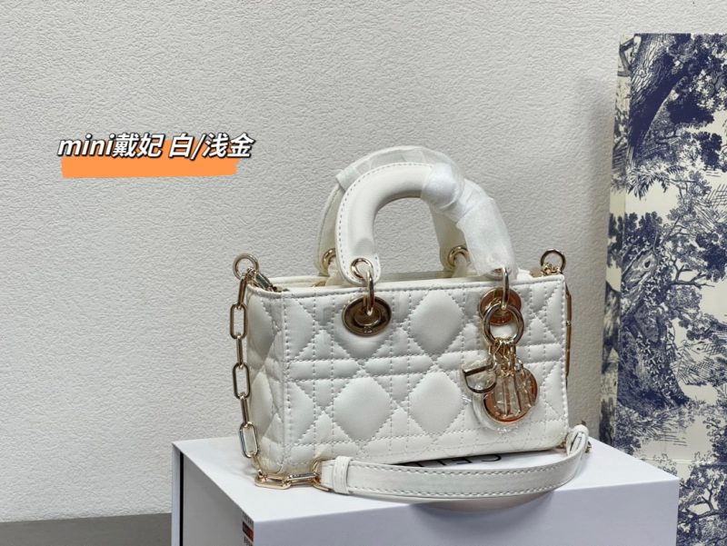 ReplicaDesignerBags 10YA1749