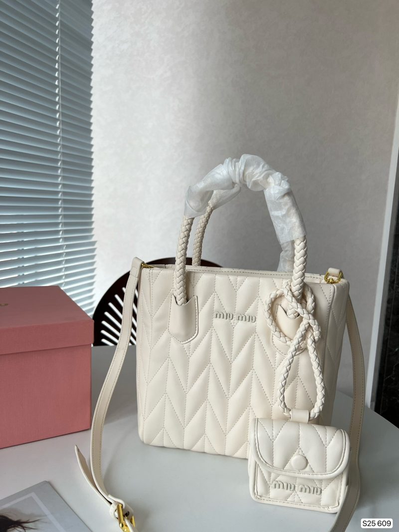 ReplicaDesignerBags 06YA15980
