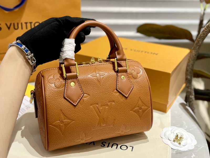 ReplicaDesignerBags 07YA10006