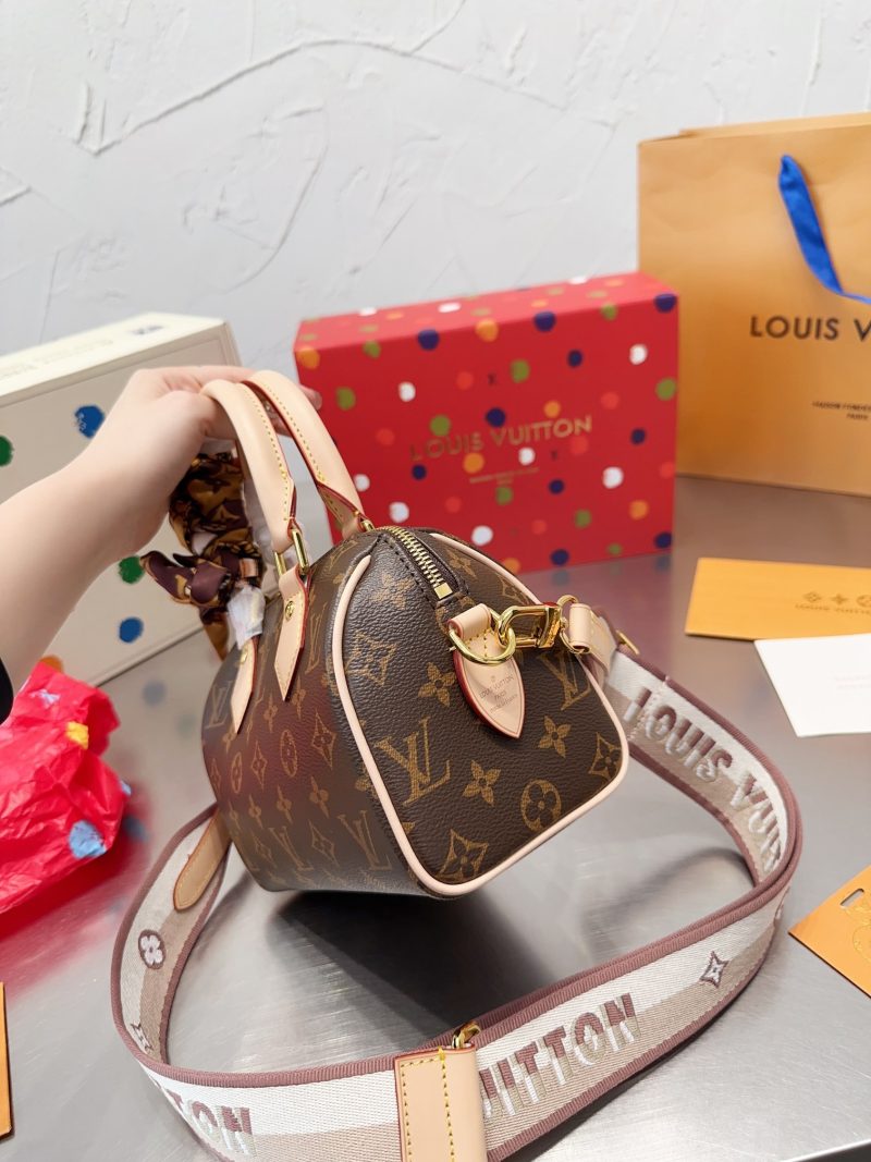 ReplicaDesignerBags 07YA10042