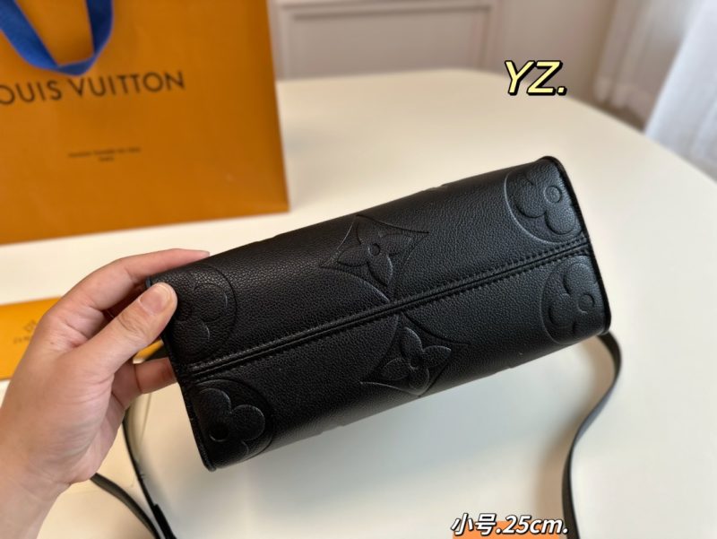 ReplicaDesignerBags 07YA10056