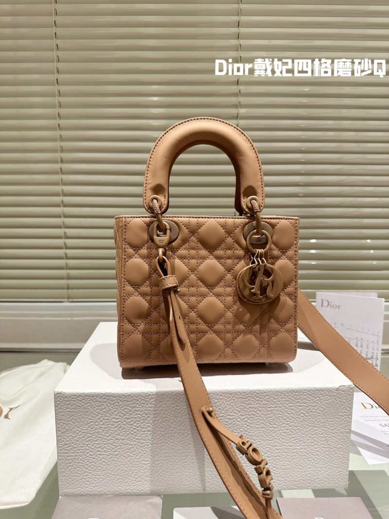 ReplicaDesignerBags 10YA1840