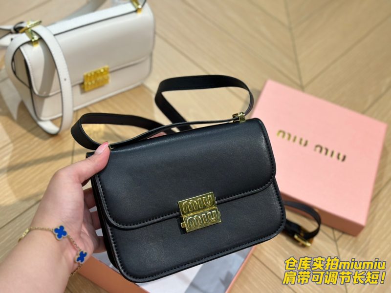 ReplicaDesignerBags 06YA15983