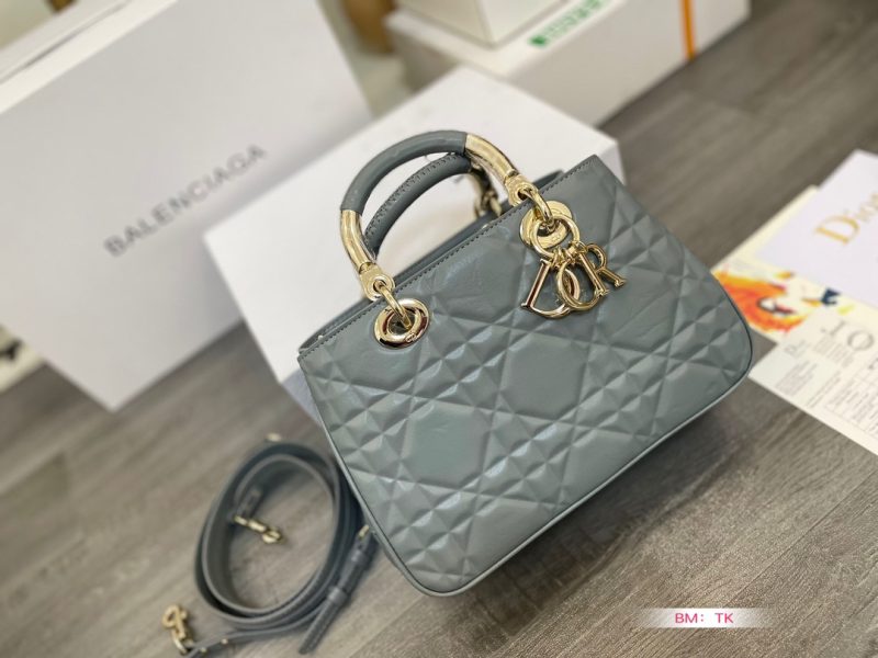 ReplicaDesignerBags 10YA1900