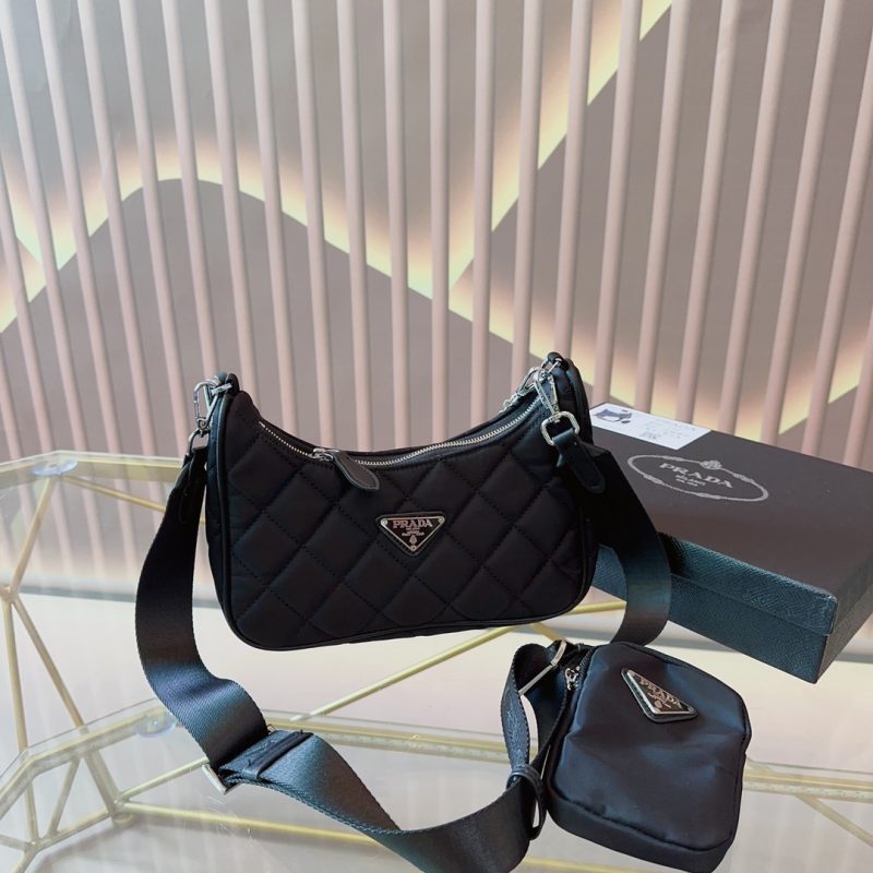ReplicaDesignerBags 05YA17795