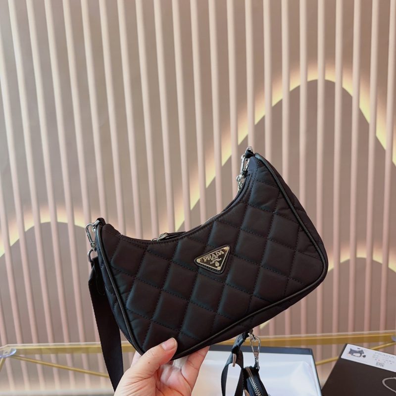 ReplicaDesignerBags 05YA17795