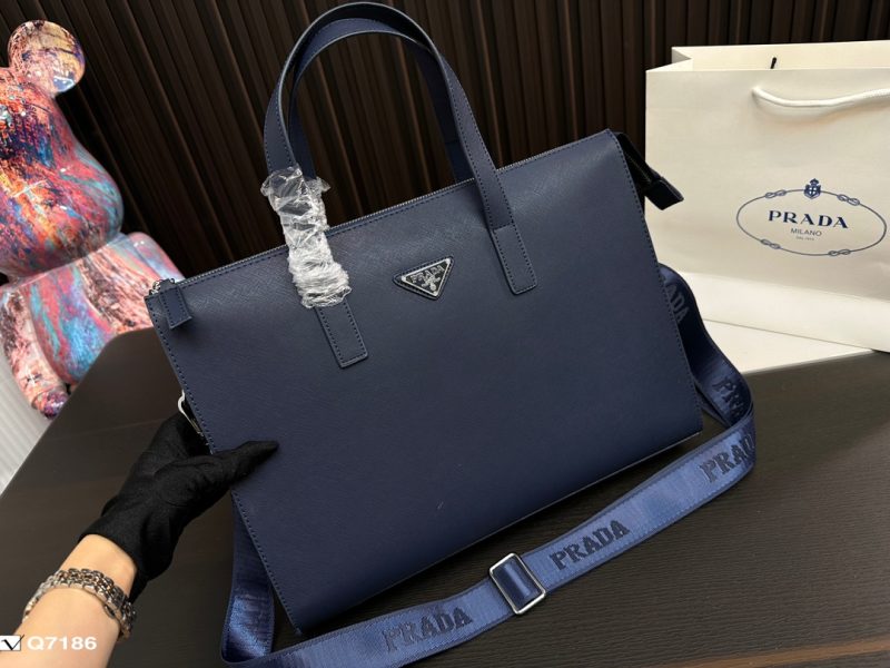 ReplicaDesignerBags 05YA17801