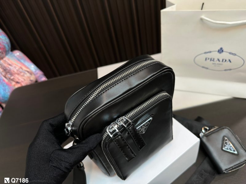ReplicaDesignerBags 05YA17808