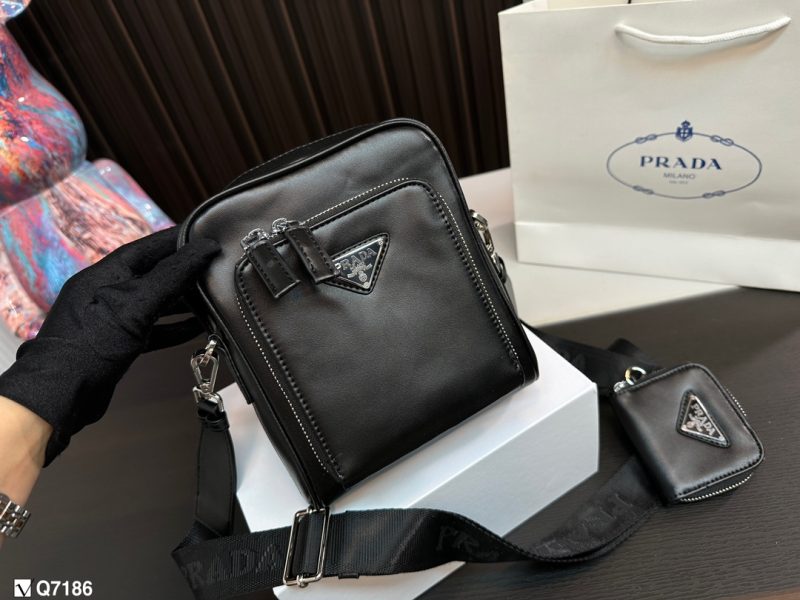 ReplicaDesignerBags 05YA17808