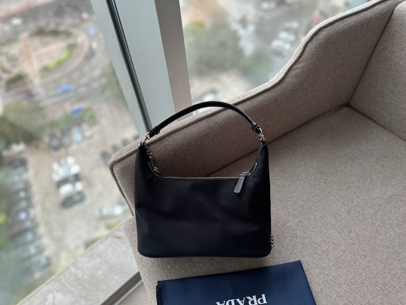 ReplicaDesignerBags 05YA17821