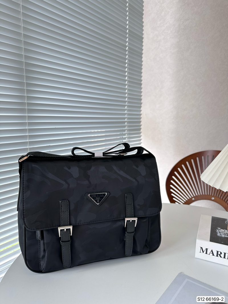 ReplicaDesignerBags 05YA17822