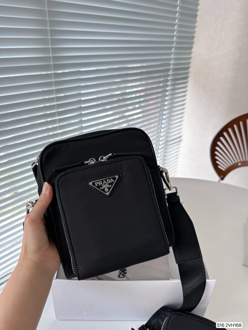 ReplicaDesignerBags 05YA17823