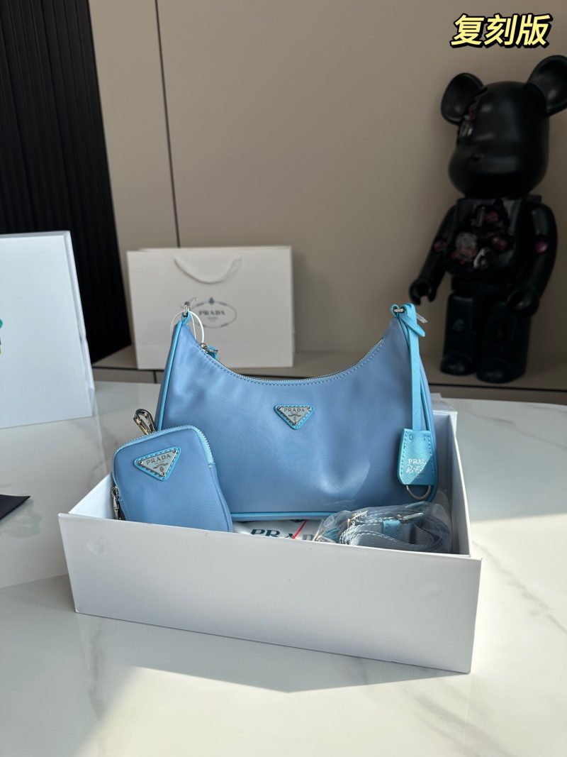 ReplicaDesignerBags 05YA17840