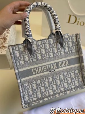 ReplicaDesignerBags 10YA2005