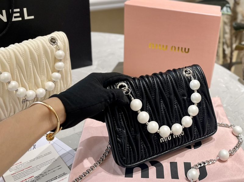 ReplicaDesignerBags 06YA16000