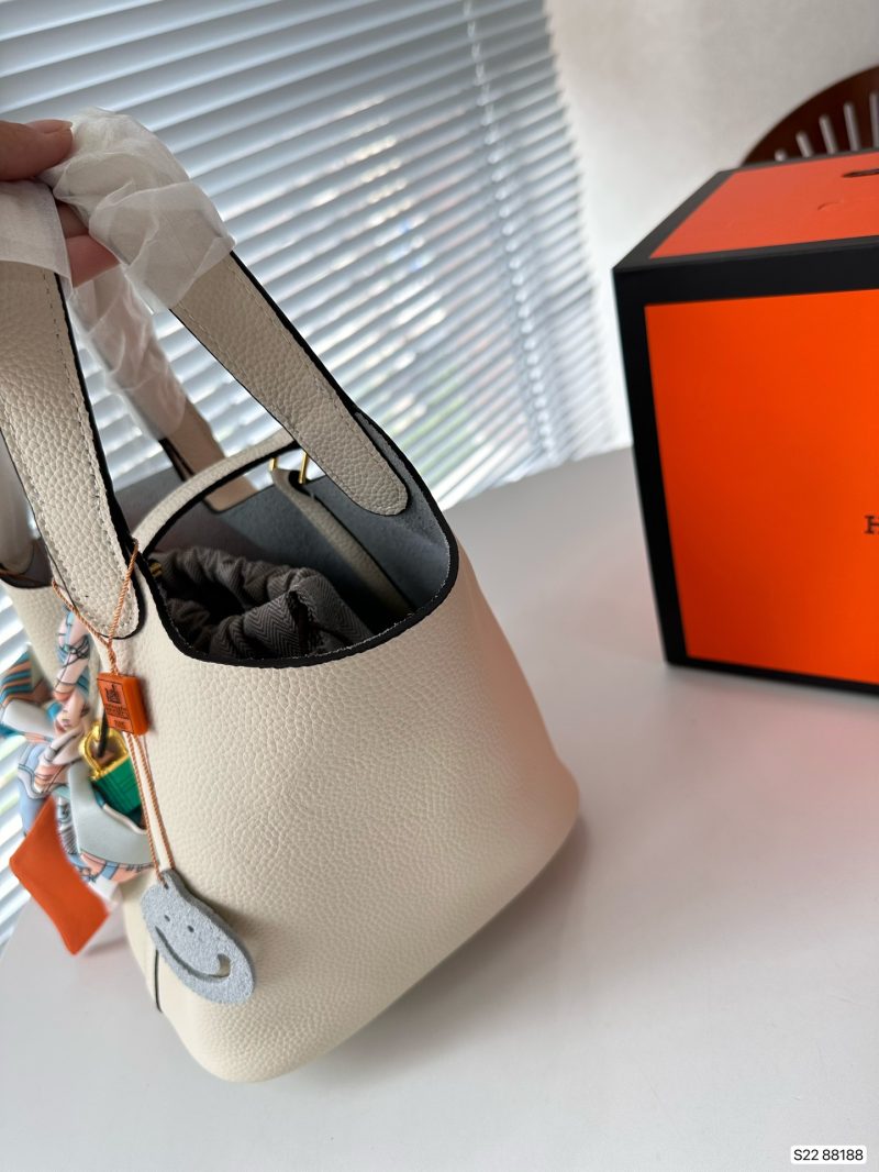 ReplicaDesignerBags 04YA682