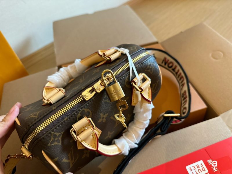 ReplicaDesignerBags 07YA10563